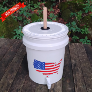 Off Grid Hand Powered Washing Mashing - 5 Gallon Portable Bucket System